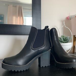 Automn leather boots BRAND NEW size 6.5